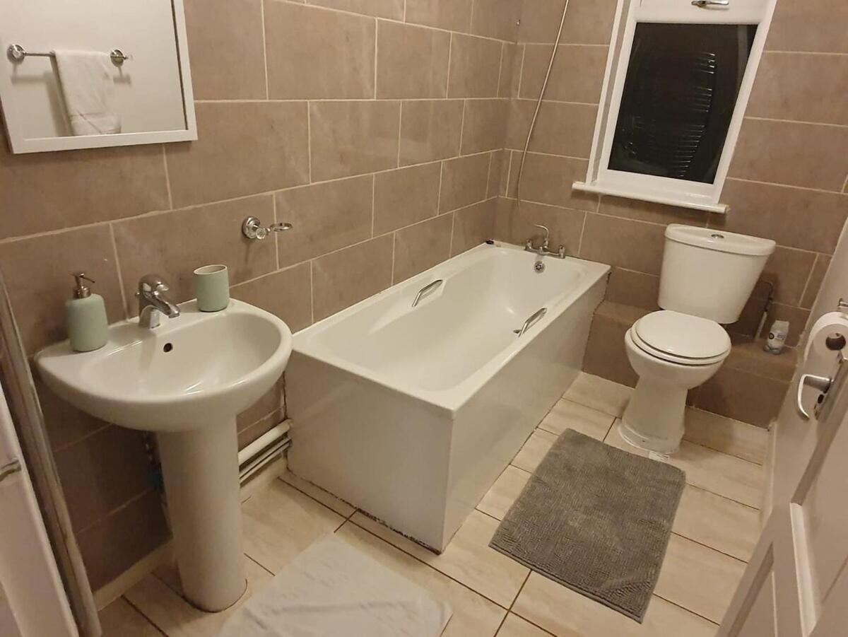 Sav Apartments Watford Watford  Værelse billede