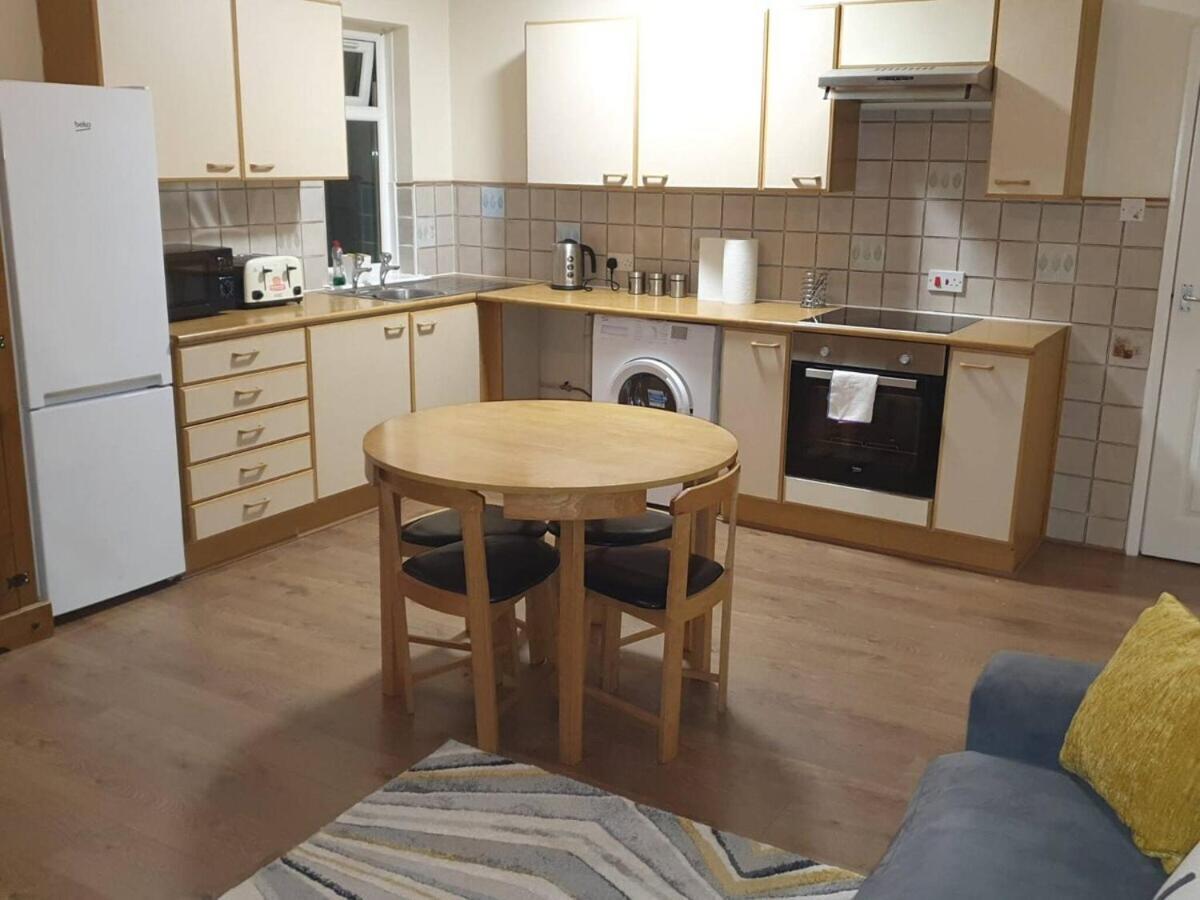 Sav Apartments Watford Watford  Værelse billede